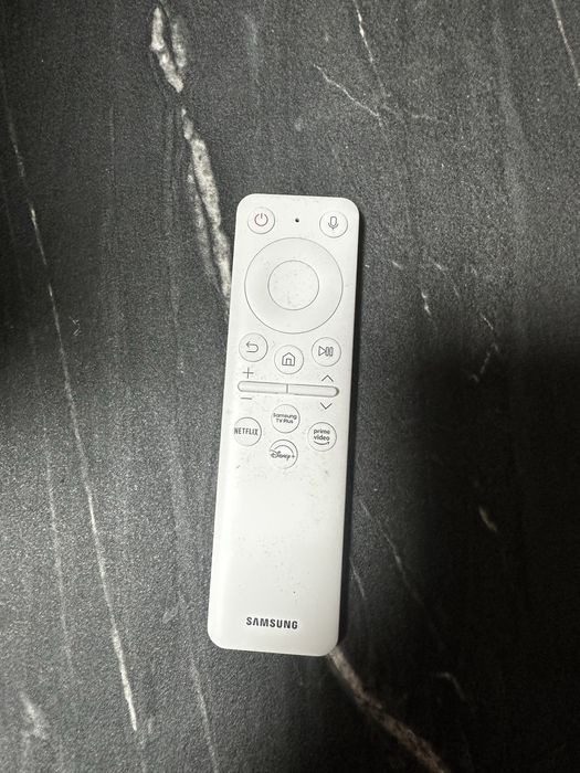 Monitor Samsung S32BG700 EU – stan jak nowy