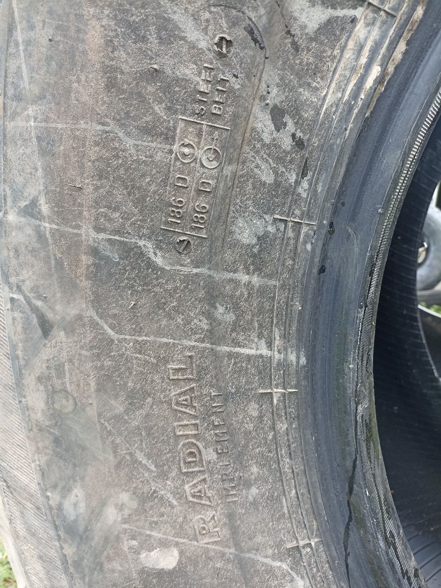 Opona jak Nowa wzmocniona nokian 800/60 R - 34 radialna wzmocniona