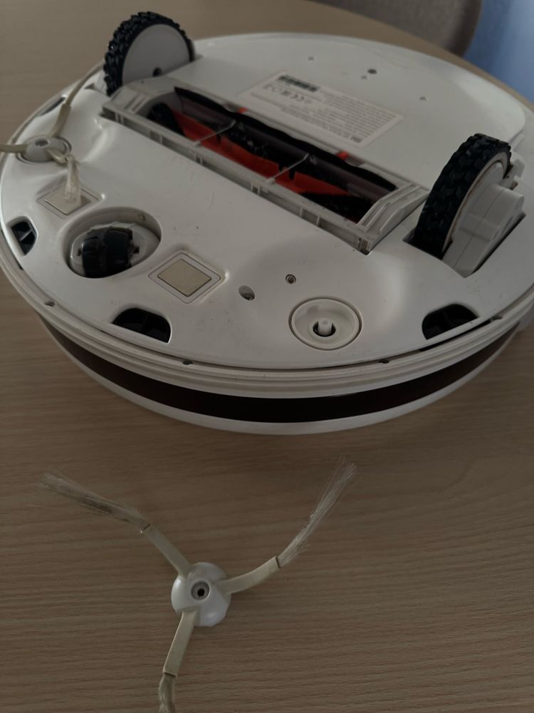 Odkurzadz xiaomi ze stacją