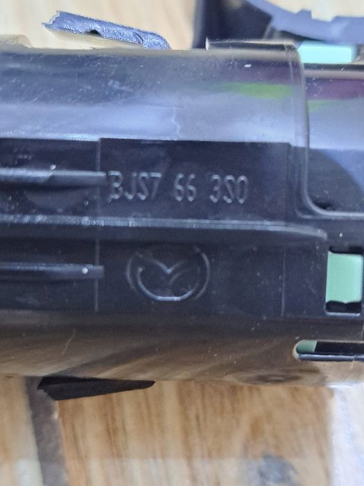 Stojak NA Kubki Mazda CX 5