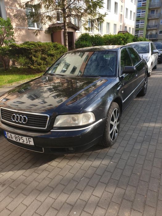 Audi A8 D2 Sedan