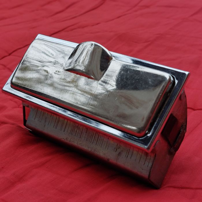 Хром-пепельница Ваз 2101 ранняя / хром-попільничка Жигулі Fiat 124