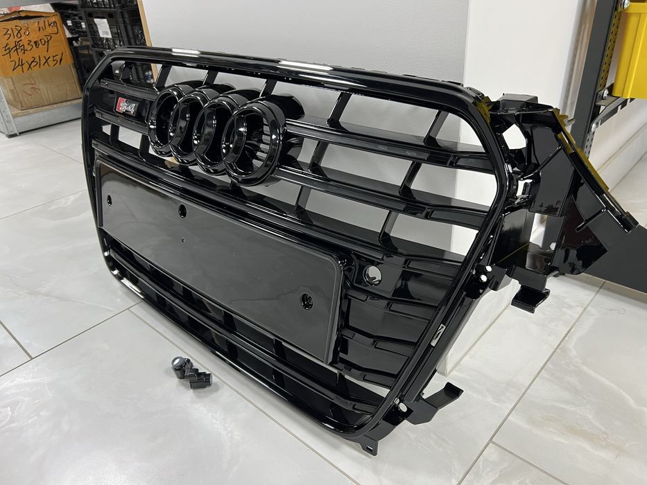 Решітка радіатора Audi A4 B8 в стилі S S4 Решетка передняя Ауди черная