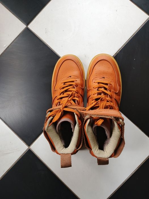 У продажу зимові кросівки NIKE AIR 44 розмір.