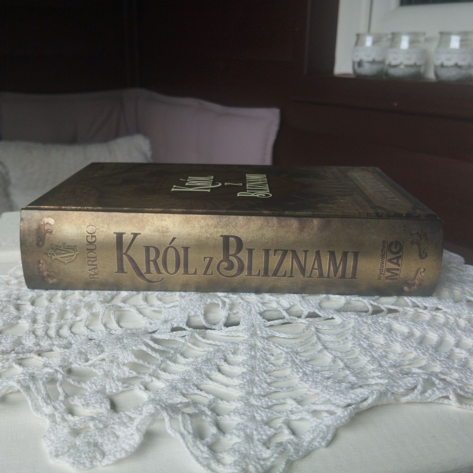 Król z bliznami Leigh Bardugo