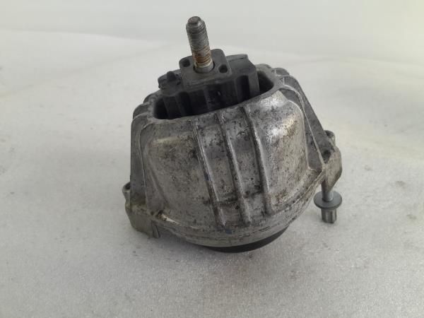 Apoio do motor BMW 1 (E81)