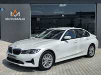 BMW 330 e Auto