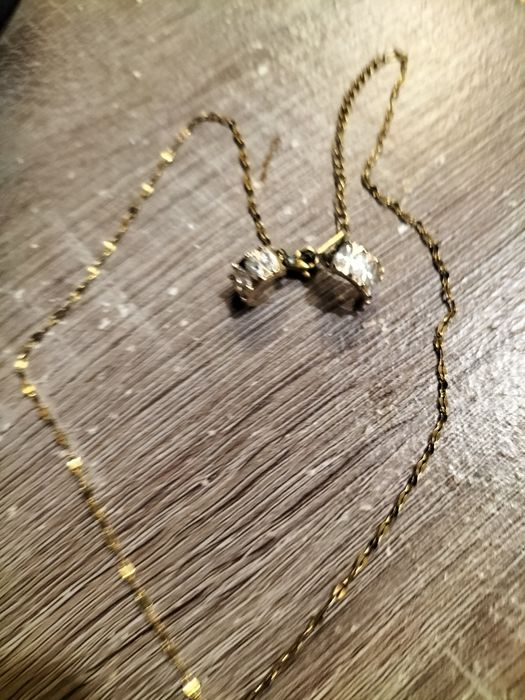 Conjunto de colar e brincos