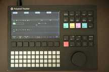 Polyend Tracker syntezator sampler sekwencer obudowa full metal