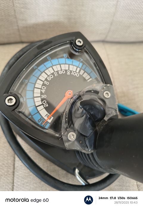 Bomba de pé para bicicleta + Capacete ciclismo