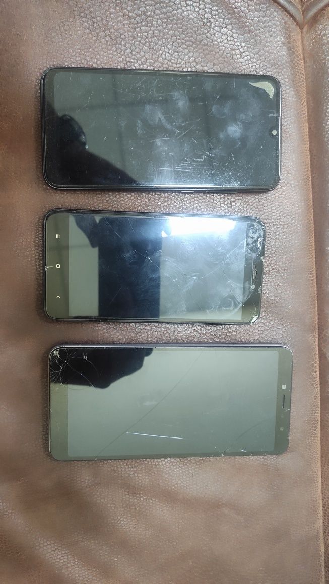 Телефони Xiaomi  на запчастини