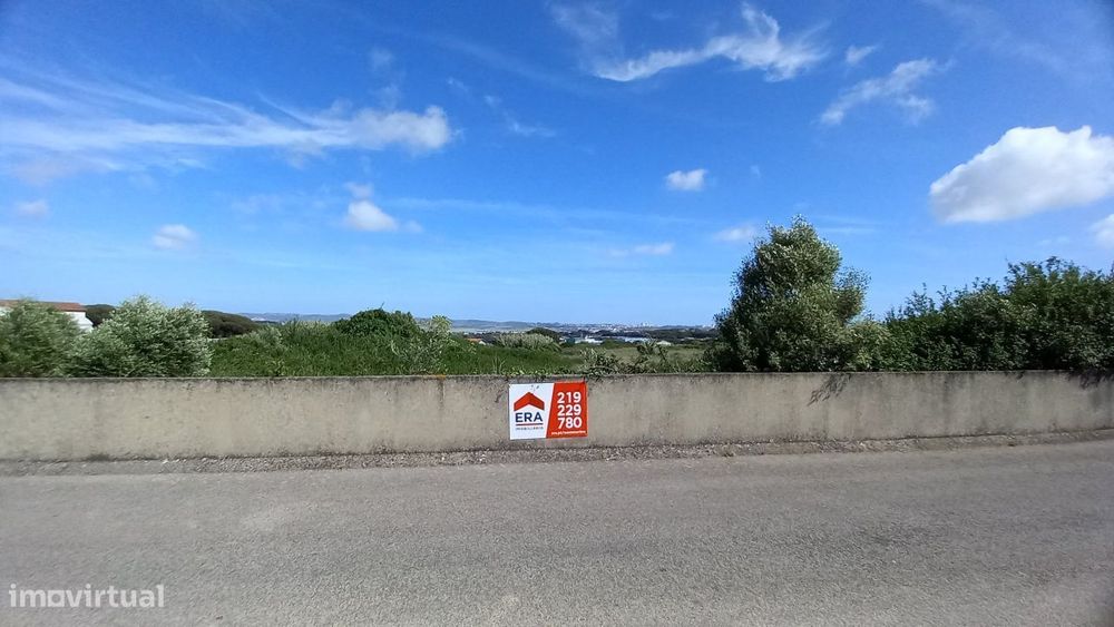 Vende-se TERRENO em São João das Lampas