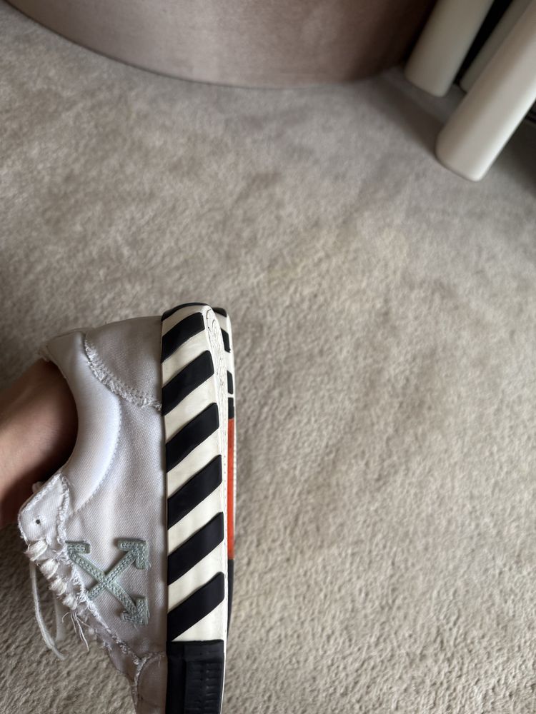 (Оригінал) Кеды Off white vulcanized