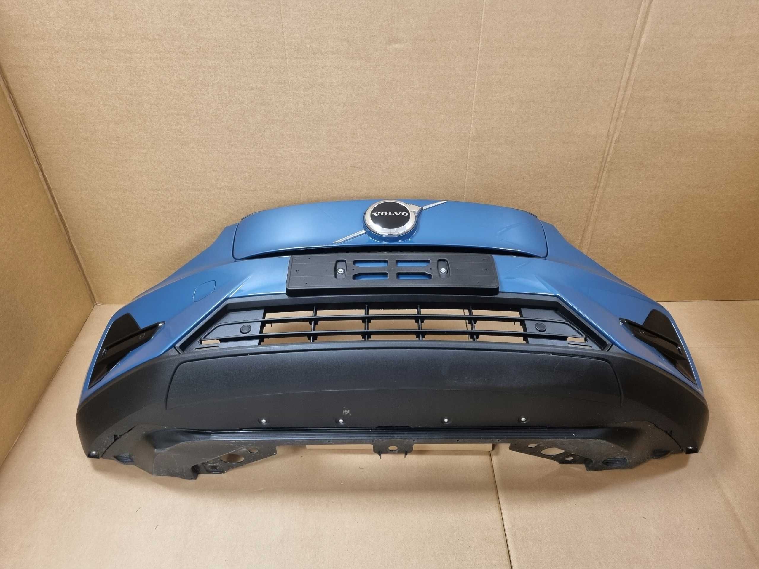 Бампер передній Volvo c40 recharge