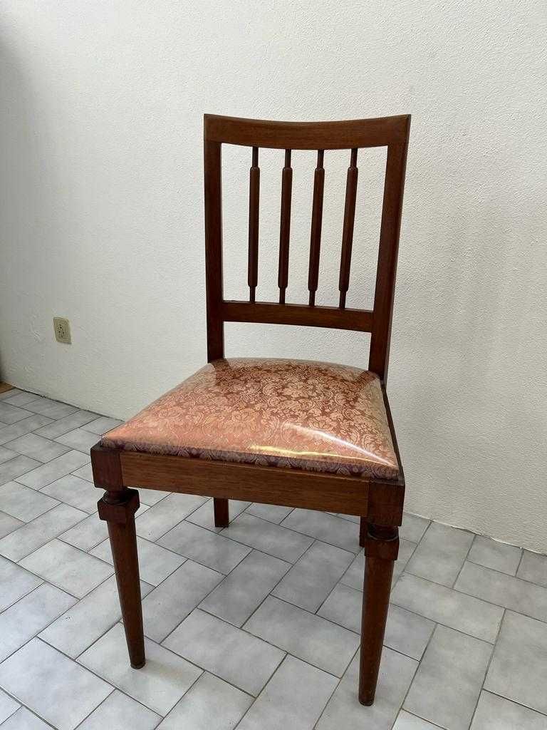 Cadeira em tecido