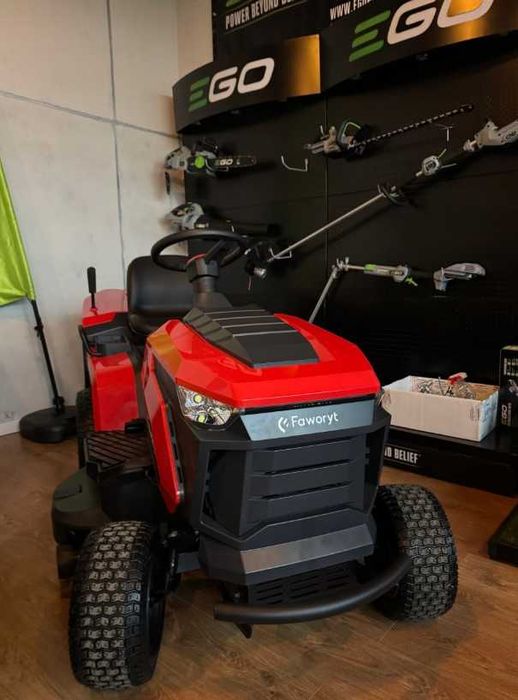 Odśnieżarka traktor ogrodowy traktorek Faworyt TRT102H586V2 TR102HV V2