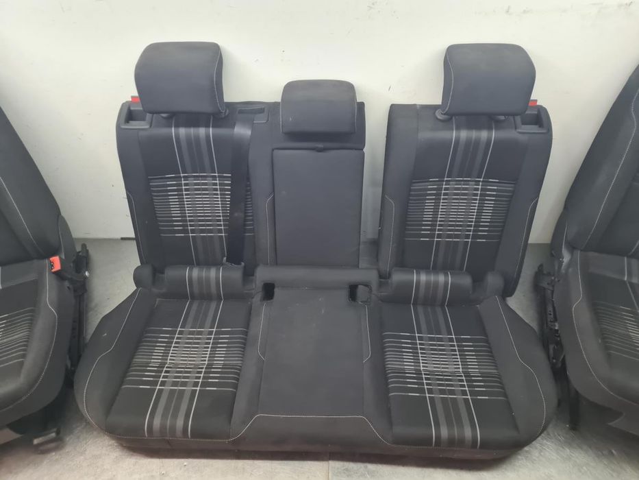 Conjunto de bancos VOLKSWAGEN Golf VII (5G1, BQ1, BE1, BE2)