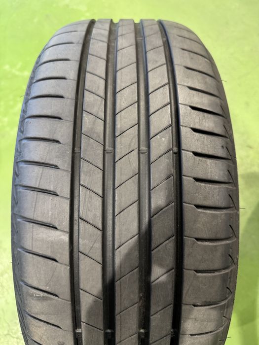 225/50/18 Bridgestone