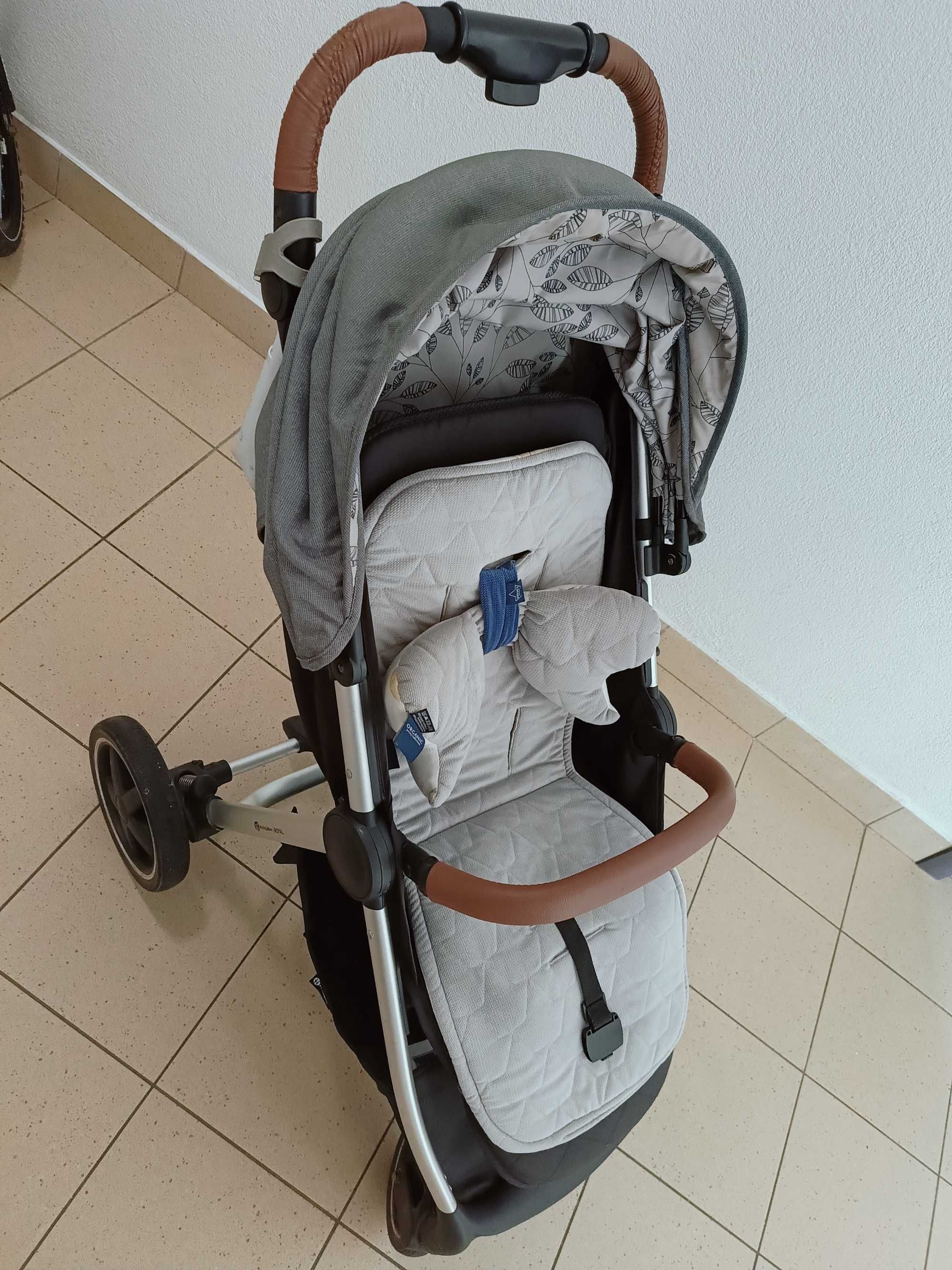 Wózek spacerowy Petit&Mars Royal