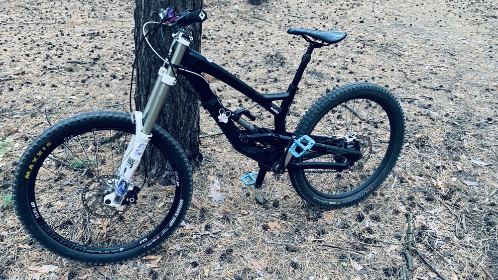 2016 YT Tues CF Pro Bike