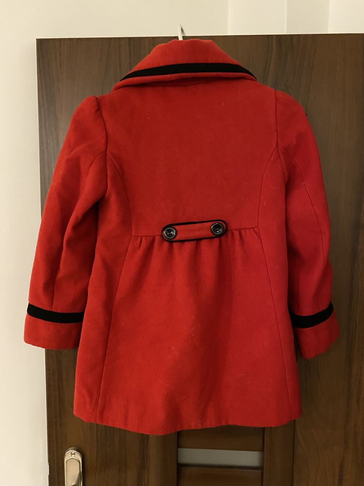 NOWY Piękny czerwony płaszcz