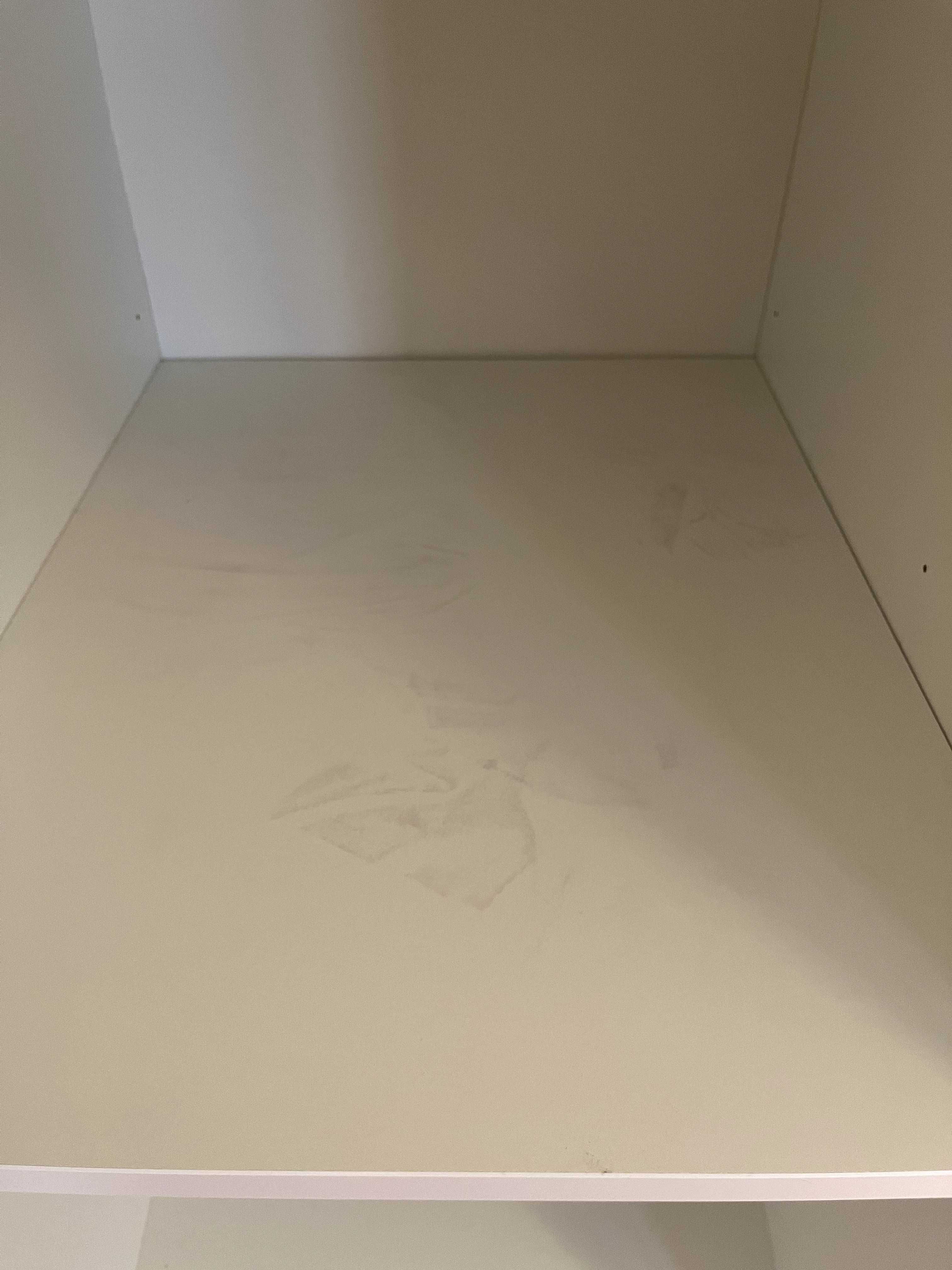 Móvel Roupeiro com 2 portas e espelho VIHALS – IKEA