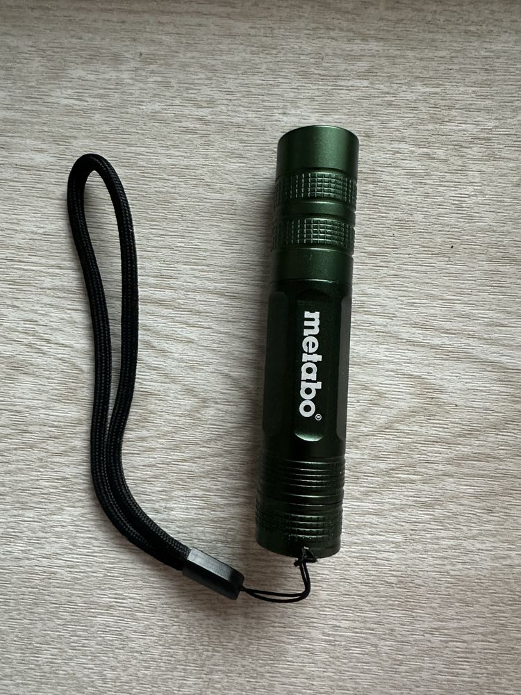 Ліхтарик Metabo з коробкою