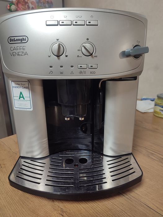 Кавомашина Delonghi CAFFE VENEZIA