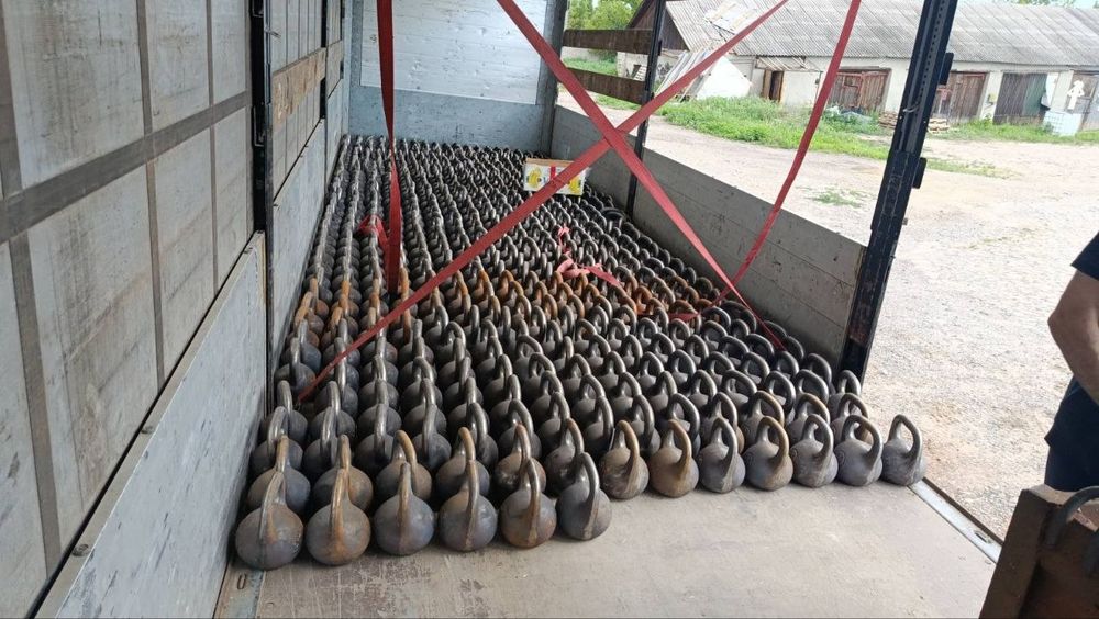 Гирі  16 кг у кольорі чорний мат