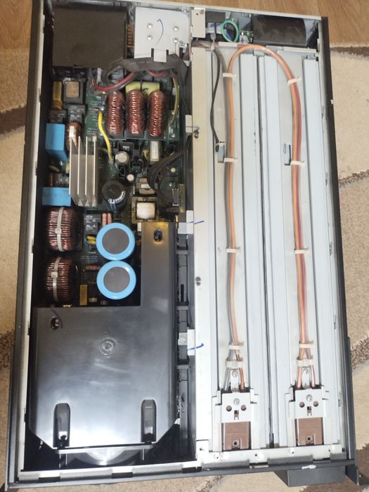 APC Smart UPS surt 3000xl Безперебійник