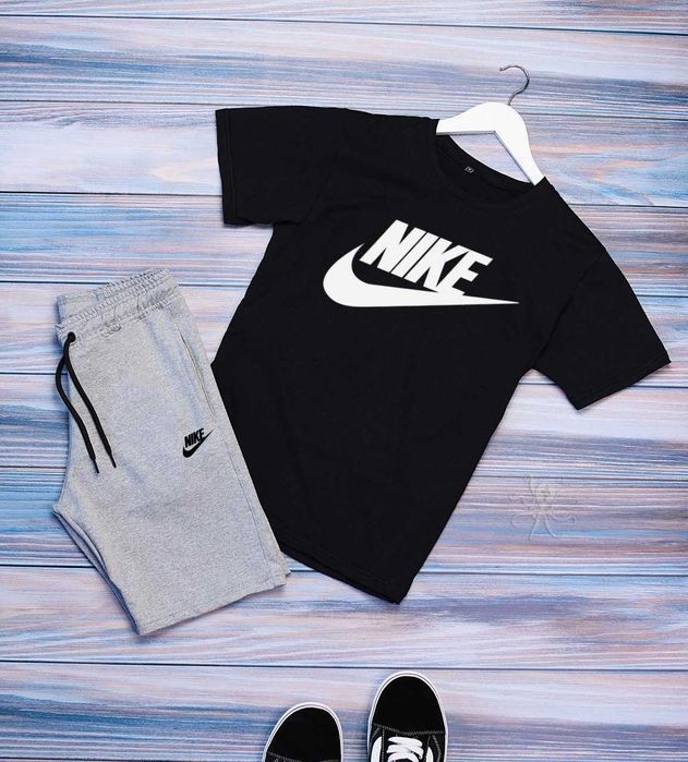 Літній комплект Найк чоловічий спортивний костюм Nike футболка + шорти