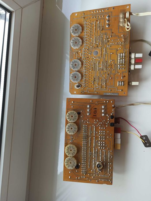 Плати часы электроника годинника на лампах зроби сам БЕЗКОШТОВНА ОЛХдо