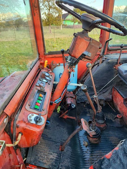 Продам трактор Т-25