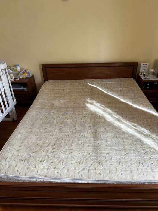 Ліжко двоспальне