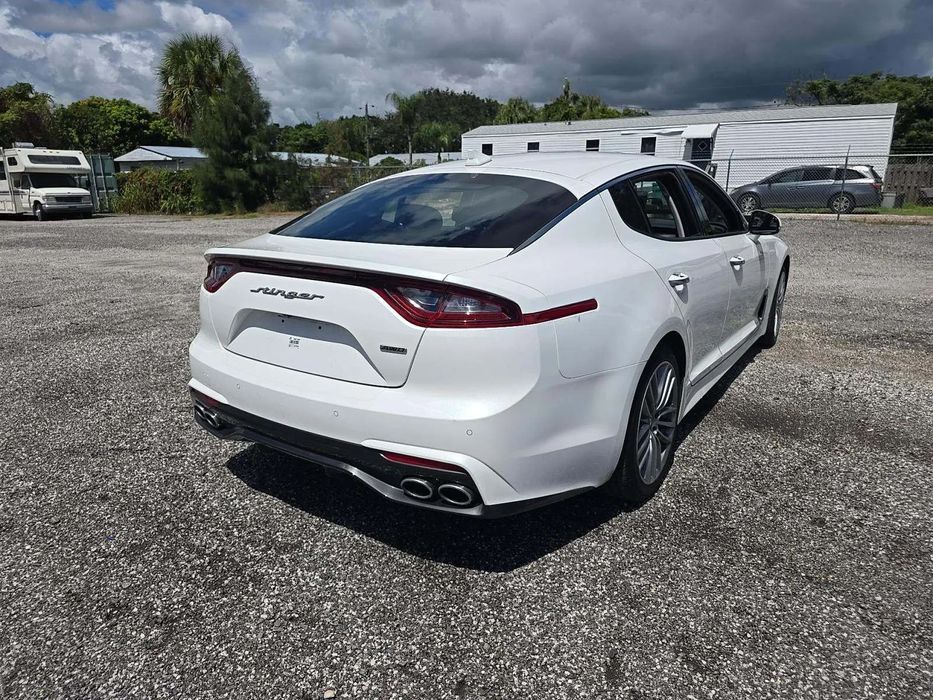 Kia Stinger KIA STINGER 2.0T AWD | Skóra | Podgrzewane fotele | Kamera cofania