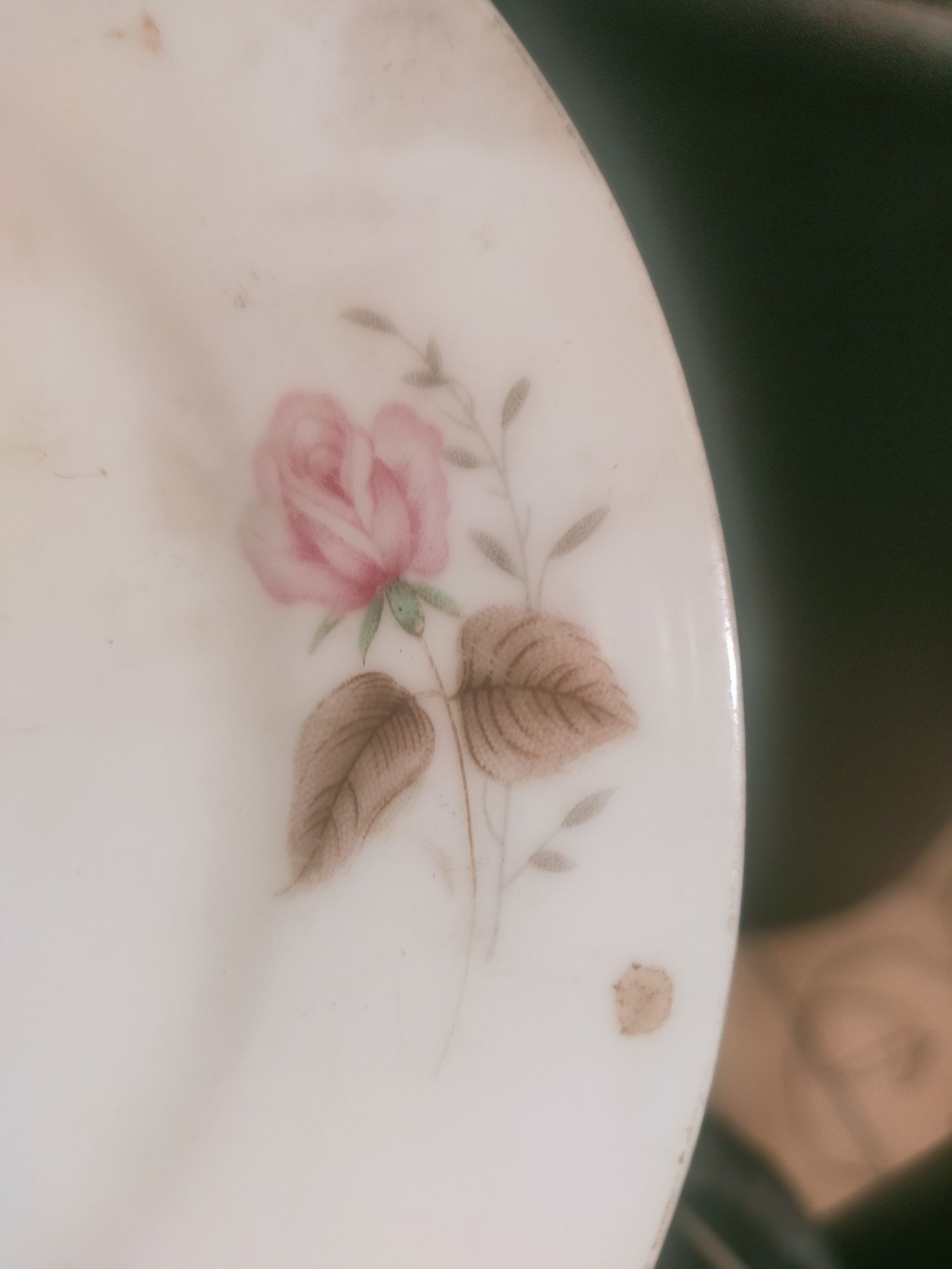 Talerz deserowy fajans porcelana róża 18 cm