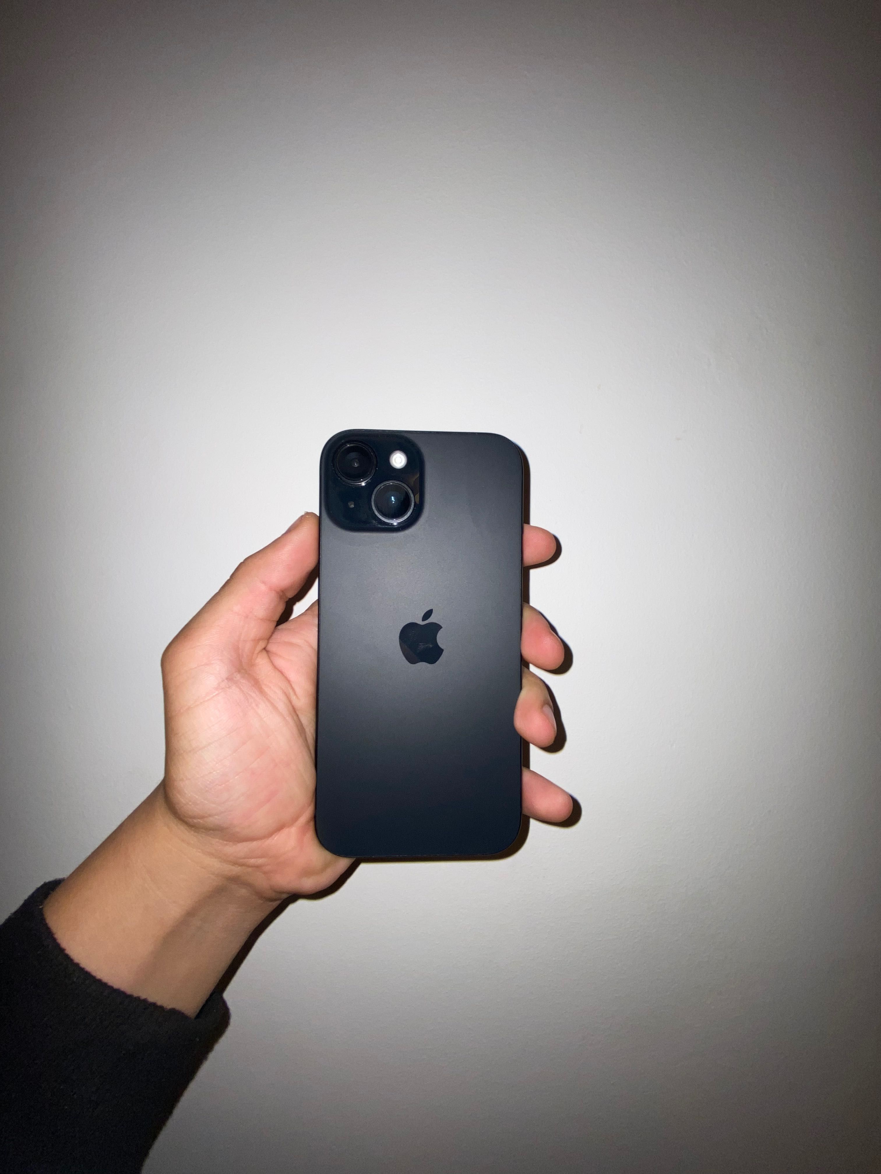 Sprzedam IPhone 15