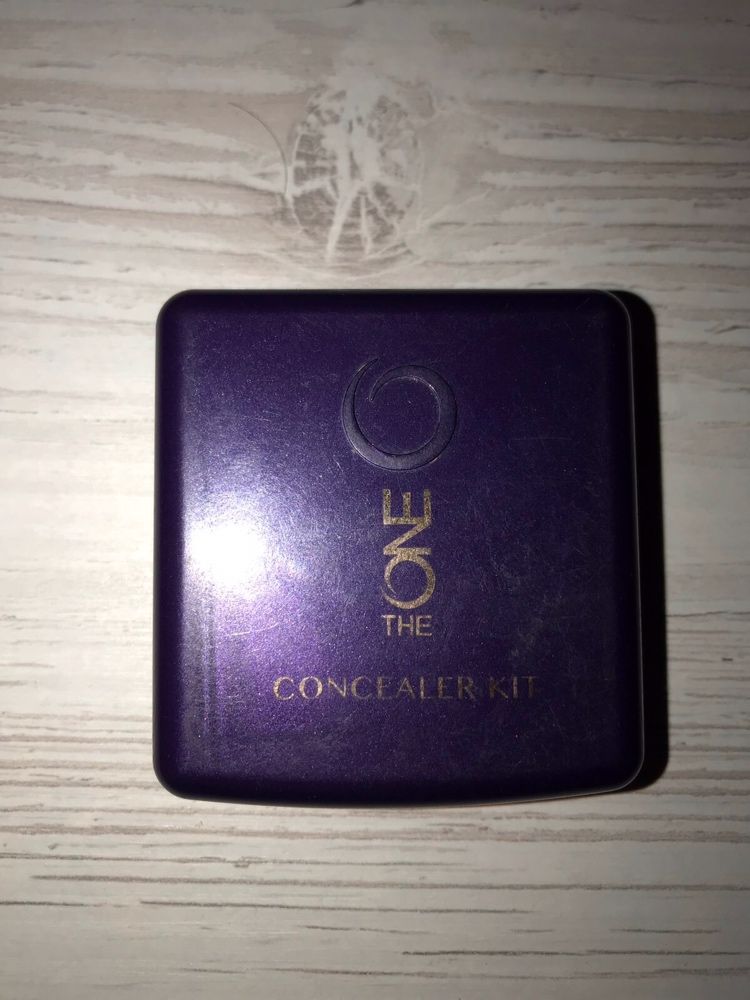 Палитра маскирующих средств Oriflame The ONE