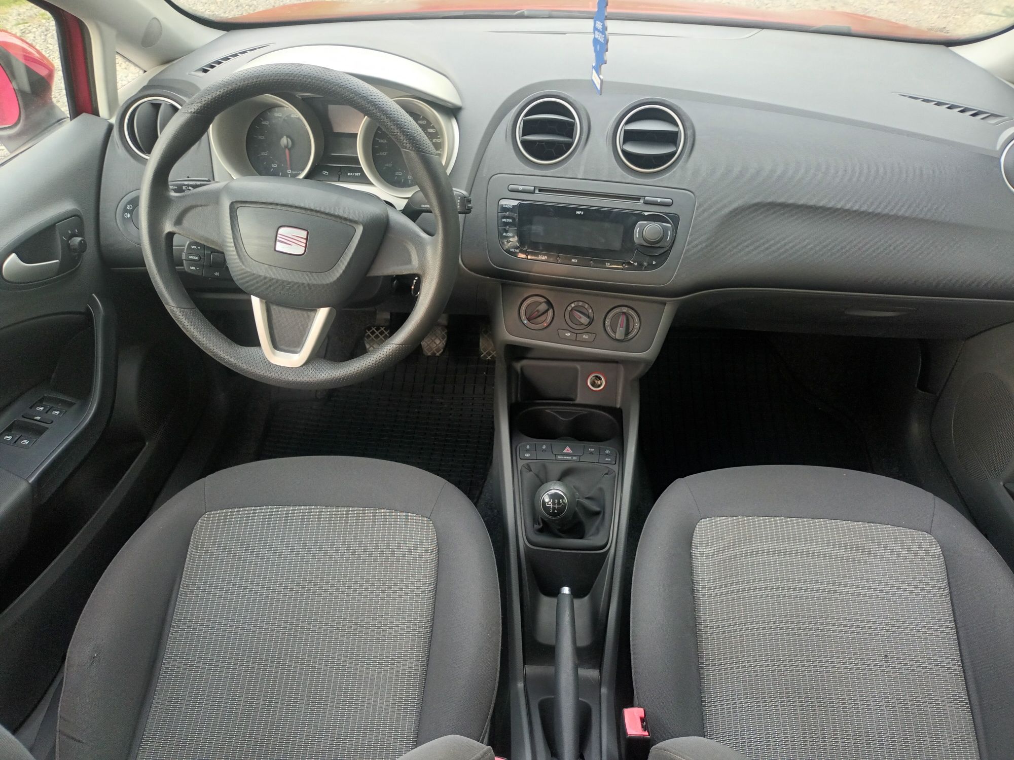Seat Ibiza 1.2 Benzynka Klima ESP ABS Isofix Sprowadzona
