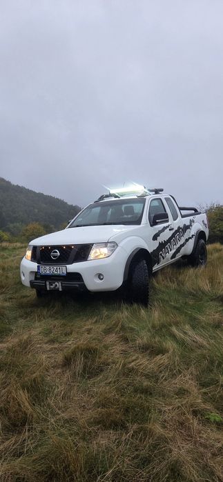 Nissan Navara 2,5  190 KM