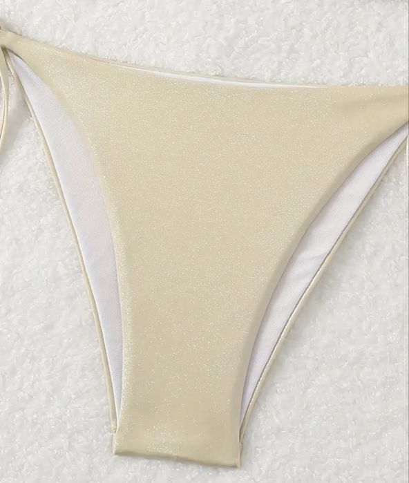 Новий стильний купальник