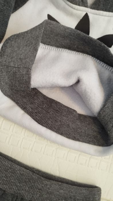 Ciepły zestaw dresowy niemowlęcy