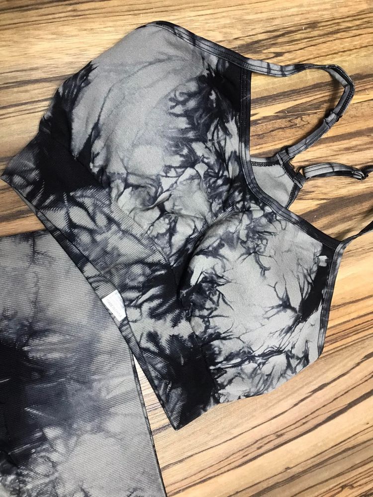 Komplet leginsy top push up