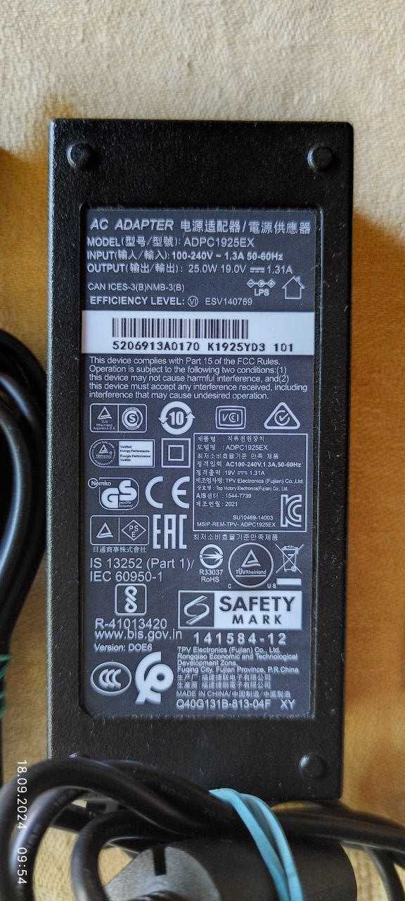 Адаптеры питания разные 5...19V