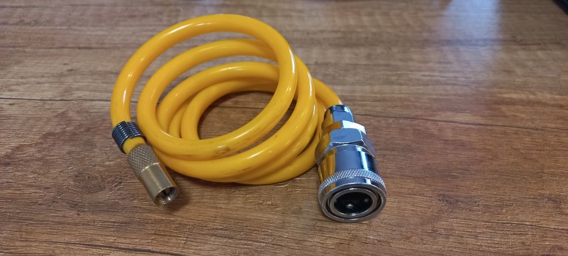 Elektryczna pompka samochodowa