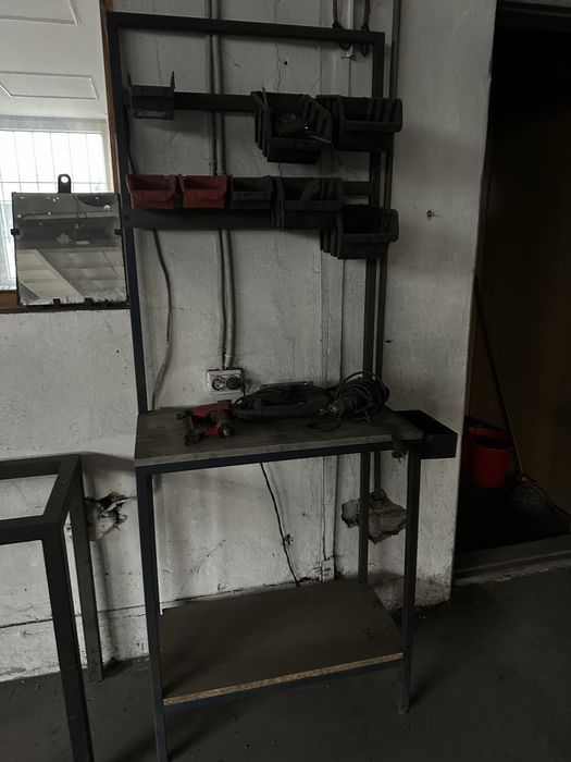 Стілажі жалізні з