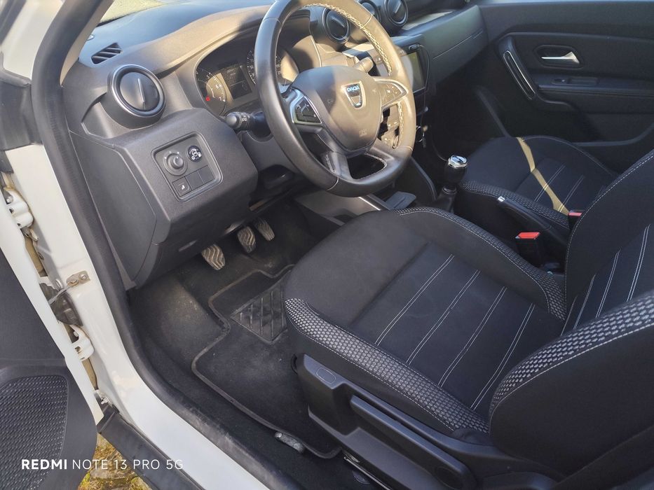 Dacia Duster 1600 Prestige. Full optional GPL