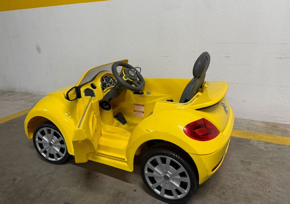 Carro eléctrico VW beetle infantil!