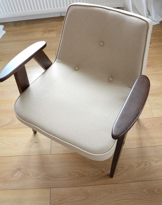 Fotel Chierowski 366 prl po renowacji 2szt
