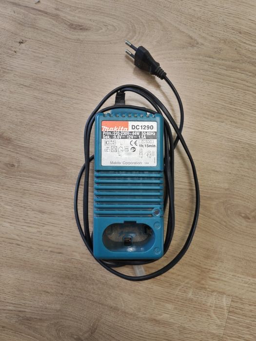 Wiertarko-wkrętarka Makita 6223D - bateria X2 , ładowarka, skrzynka
